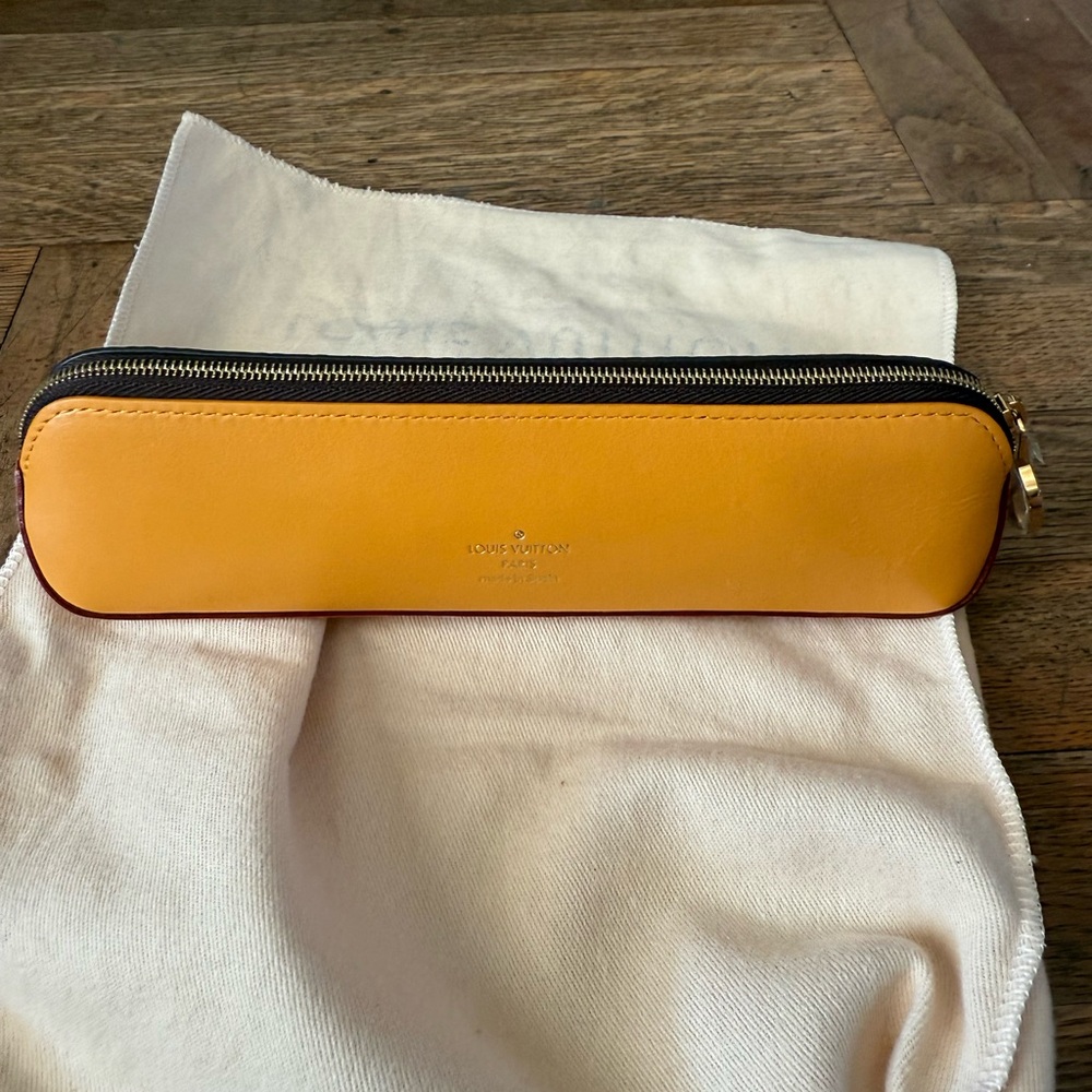 Louis Vuitton NYC Yellow Leather Pencil Pouch - Picture 2 of 9